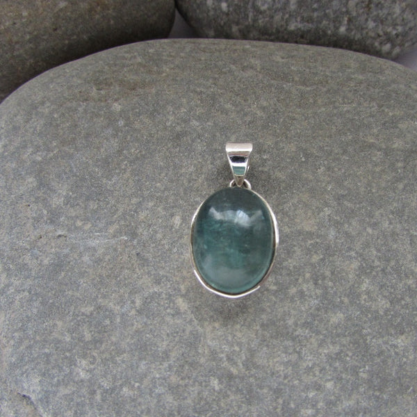 Sterling Silver Labradorite Pendant